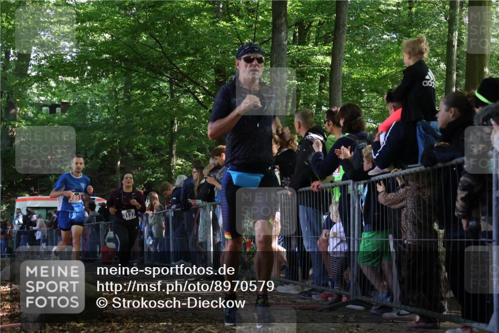 28.09.2025 - 33. Volkslauf durch das schöne Alstertal Strokosch-Dieckow http://msf.ph/oto/8970579 28.09.2025 11:51:54 Ziel 1602, 2651, 3137 meine-sportfotos.de