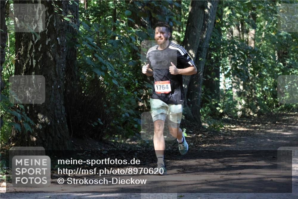 28.09.2025 - 33. Volkslauf durch das schöne Alstertal Strokosch-Dieckow http://msf.ph/oto/8970620 28.09.2025 11:55:56 Laufen 1764 meine-sportfotos.de
