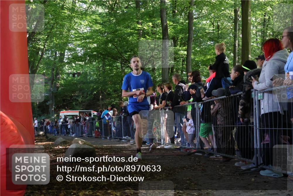 28.09.2025 - 33. Volkslauf durch das schöne Alstertal Strokosch-Dieckow http://msf.ph/oto/8970633 28.09.2025 11:51:55 Ziel 1602, 2651, 3137 meine-sportfotos.de