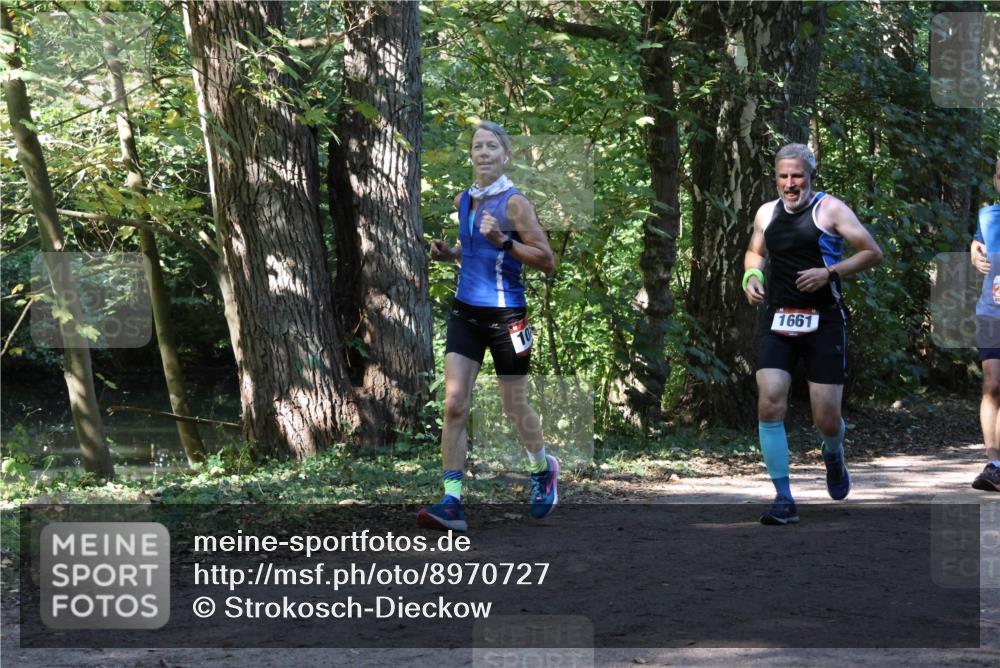28.09.2025 - 33. Volkslauf durch das schöne Alstertal Strokosch-Dieckow http://msf.ph/oto/8970727 28.09.2025 11:57:55 Laufen 1661 meine-sportfotos.de