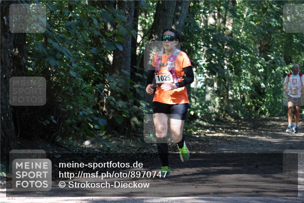 28.09.2025 - 33. Volkslauf durch das schöne Alstertal Strokosch-Dieckow http://msf.ph/oto/8970747 28.09.2025 11:58:31 Laufen 1025, 1676 meine-sportfotos.de