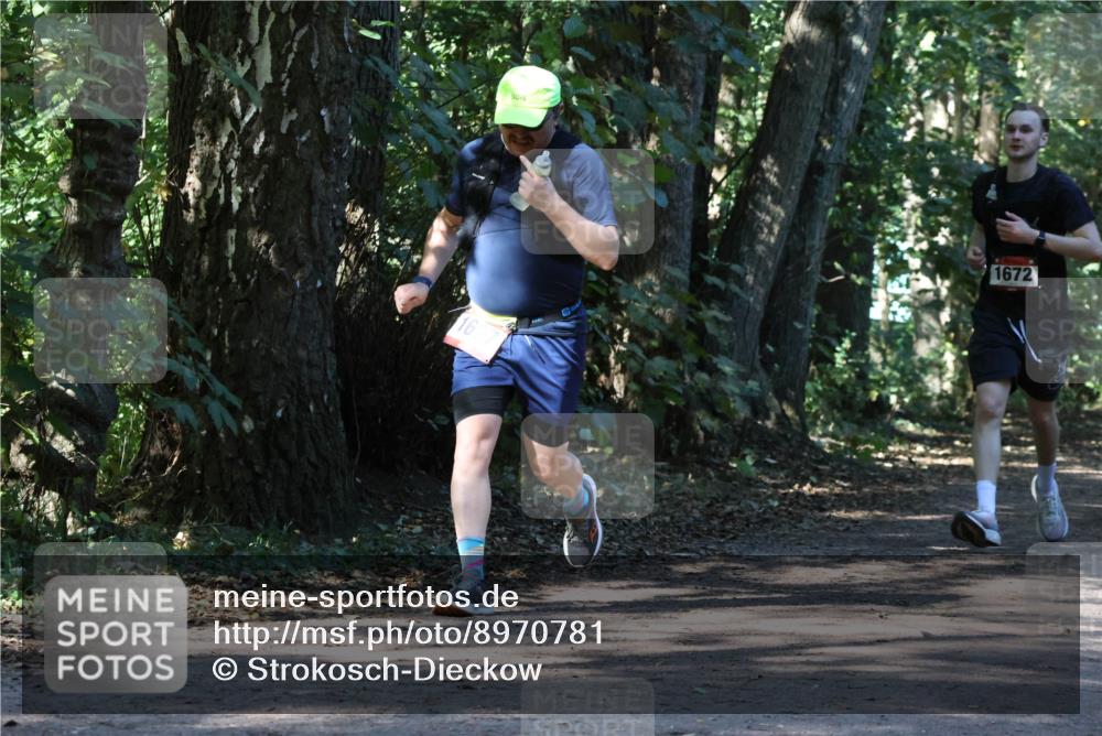 28.09.2025 - 33. Volkslauf durch das schöne Alstertal Strokosch-Dieckow http://msf.ph/oto/8970781 28.09.2025 11:59:58 Laufen 1672 meine-sportfotos.de