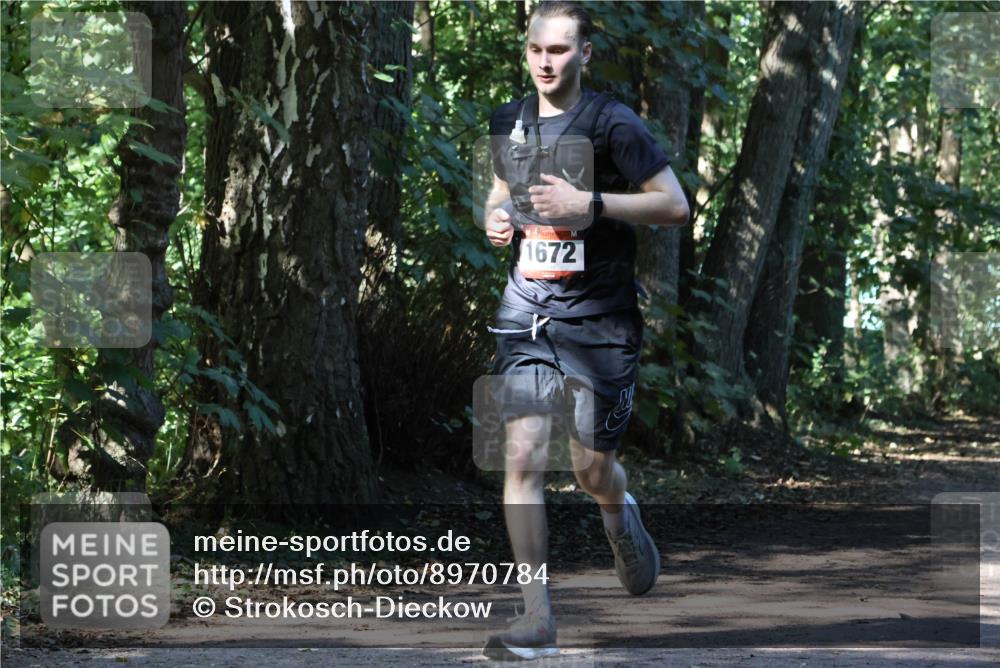 28.09.2025 - 33. Volkslauf durch das schöne Alstertal Strokosch-Dieckow http://msf.ph/oto/8970784 28.09.2025 12:00:00 Laufen 1672 meine-sportfotos.de