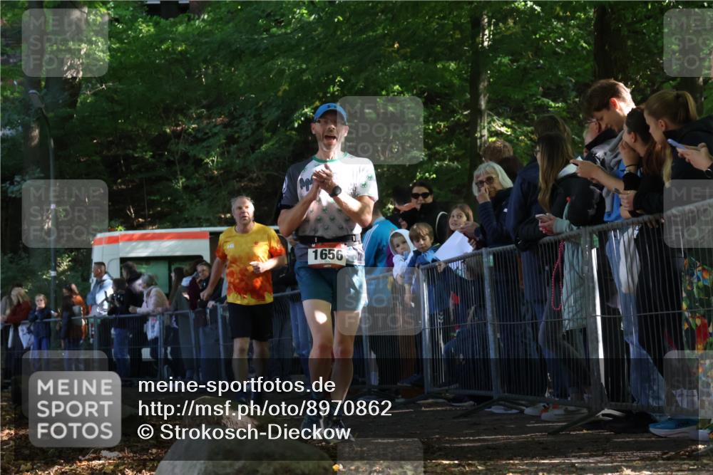 28.09.2025 - 33. Volkslauf durch das schöne Alstertal Strokosch-Dieckow http://msf.ph/oto/8970862 28.09.2025 11:52:41 Ziel 1656 meine-sportfotos.de