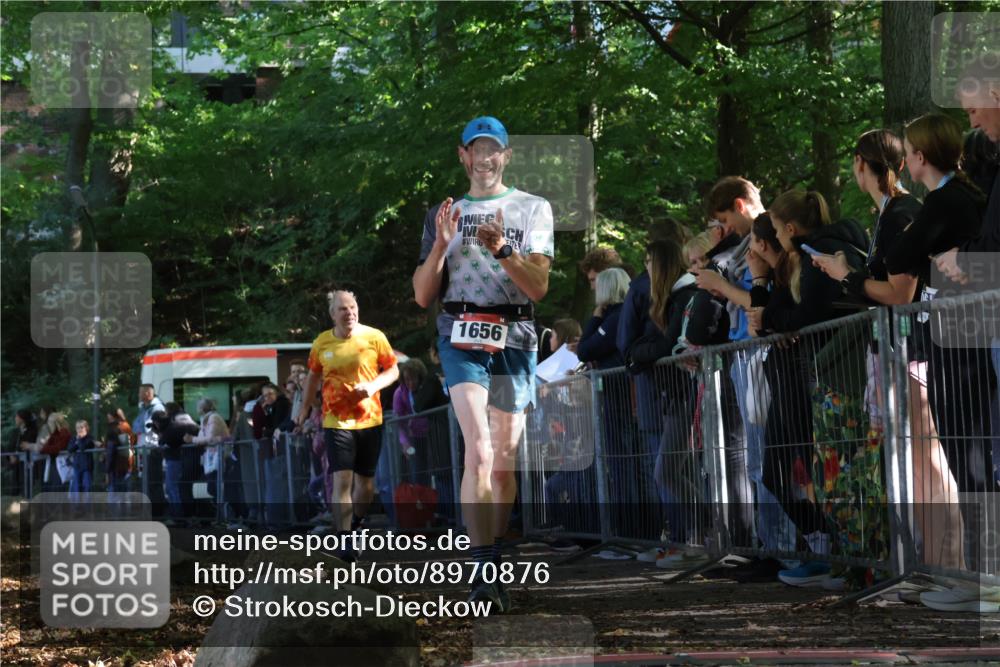 28.09.2025 - 33. Volkslauf durch das schöne Alstertal Strokosch-Dieckow http://msf.ph/oto/8970876 28.09.2025 11:52:42 Ziel 1656 meine-sportfotos.de