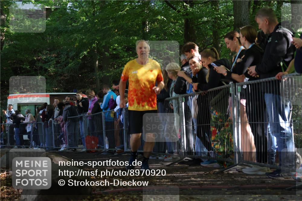 28.09.2025 - 33. Volkslauf durch das schöne Alstertal Strokosch-Dieckow http://msf.ph/oto/8970920 28.09.2025 11:52:44 Ziel 1656 meine-sportfotos.de