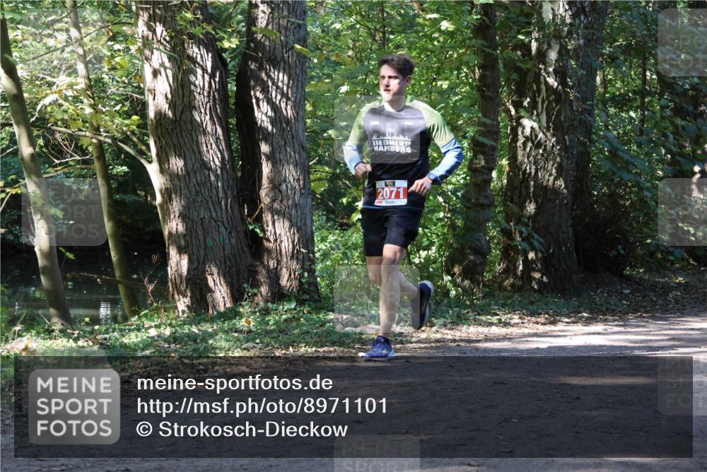 28.09.2025 - 33. Volkslauf durch das schöne Alstertal Strokosch-Dieckow http://msf.ph/oto/8971101 28.09.2025 12:07:14 Laufen 2071 meine-sportfotos.de