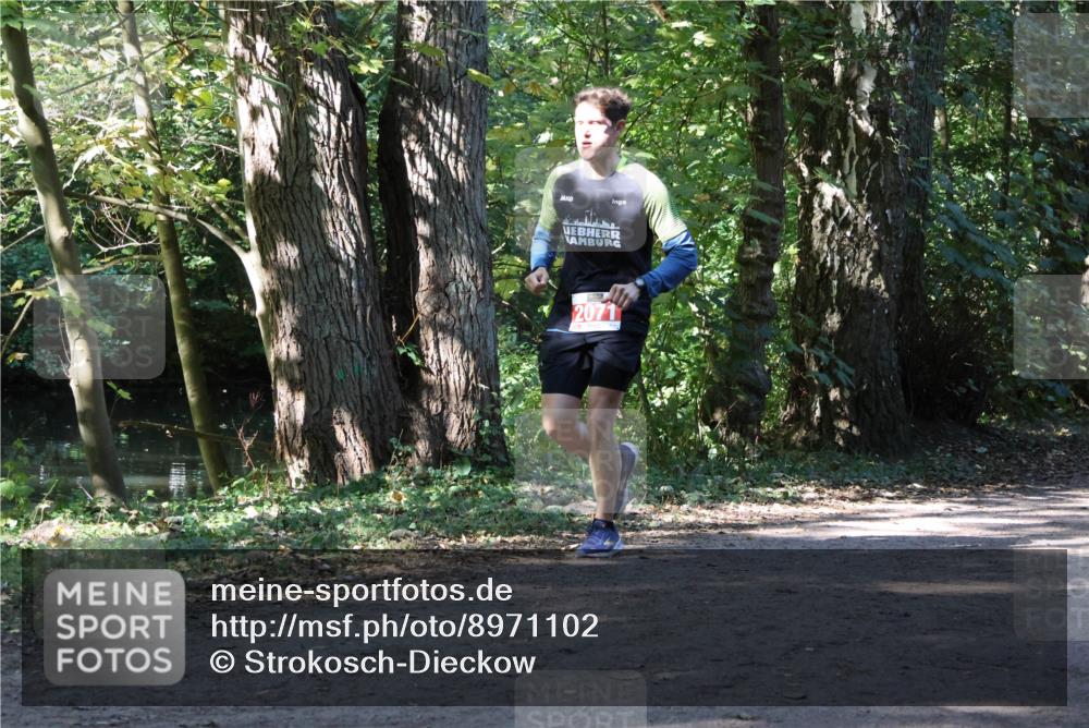 28.09.2025 - 33. Volkslauf durch das schöne Alstertal Strokosch-Dieckow http://msf.ph/oto/8971102 28.09.2025 12:07:14 Laufen 2071 meine-sportfotos.de