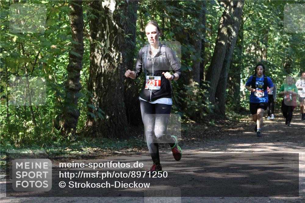 28.09.2025 - 33. Volkslauf durch das schöne Alstertal Strokosch-Dieckow http://msf.ph/oto/8971250 28.09.2025 12:10:37 Laufen 1231, 062 meine-sportfotos.de