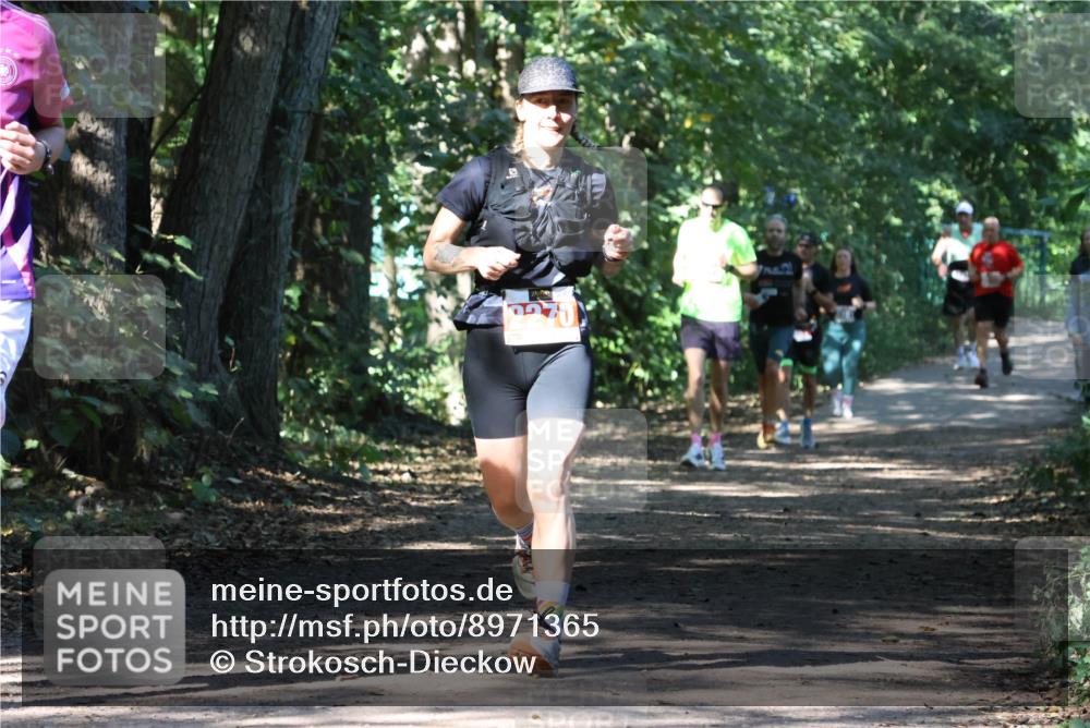 28.09.2025 - 33. Volkslauf durch das schöne Alstertal Strokosch-Dieckow http://msf.ph/oto/8971365 28.09.2025 12:12:54 Laufen  meine-sportfotos.de