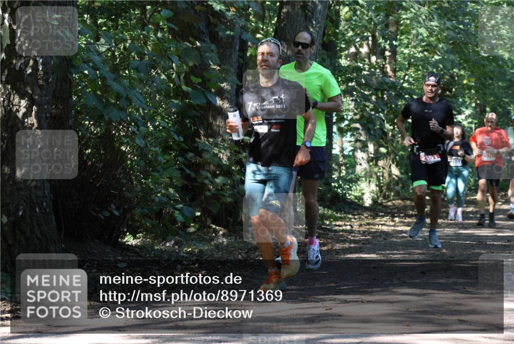 28.09.2025 - 33. Volkslauf durch das schöne Alstertal Strokosch-Dieckow http://msf.ph/oto/8971369 28.09.2025 12:13:02 Laufen 2015, 101 meine-sportfotos.de