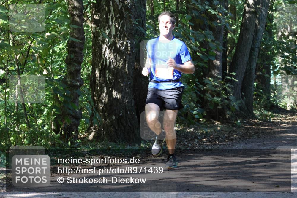 28.09.2025 - 33. Volkslauf durch das schöne Alstertal Strokosch-Dieckow http://msf.ph/oto/8971439 28.09.2025 12:14:22 Laufen  meine-sportfotos.de