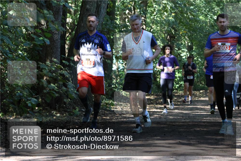 28.09.2025 - 33. Volkslauf durch das schöne Alstertal Strokosch-Dieckow http://msf.ph/oto/8971586 28.09.2025 12:17:08 Laufen 1079, 503 meine-sportfotos.de
