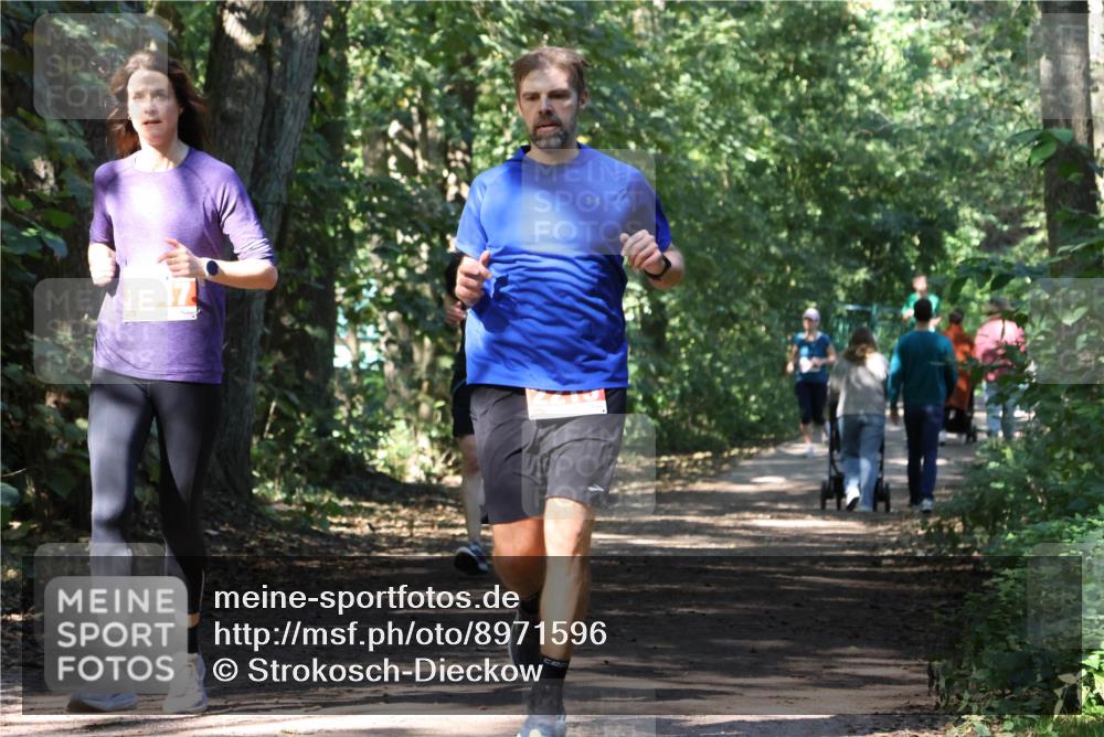 28.09.2025 - 33. Volkslauf durch das schöne Alstertal Strokosch-Dieckow http://msf.ph/oto/8971596 28.09.2025 12:17:14 Laufen  meine-sportfotos.de
