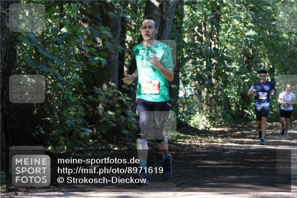 28.09.2025 - 33. Volkslauf durch das schöne Alstertal Strokosch-Dieckow http://msf.ph/oto/8971619 28.09.2025 12:17:31 Laufen 2154 meine-sportfotos.de