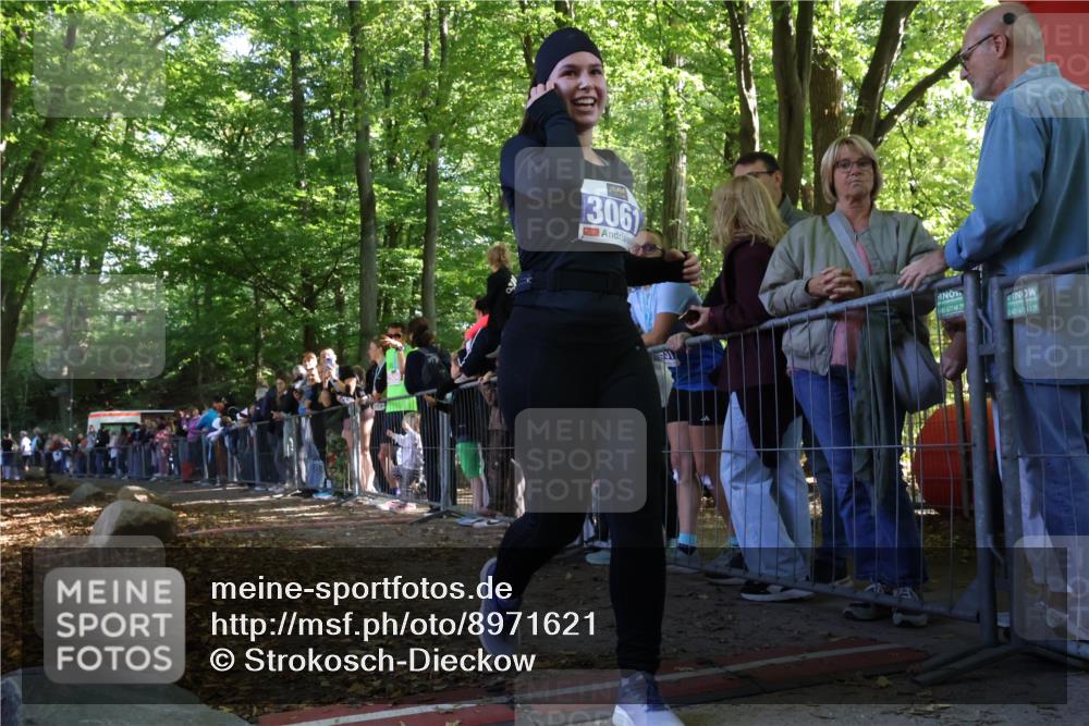 28.09.2025 - 33. Volkslauf durch das schöne Alstertal Strokosch-Dieckow http://msf.ph/oto/8971621 28.09.2025 11:53:45 Ziel  meine-sportfotos.de