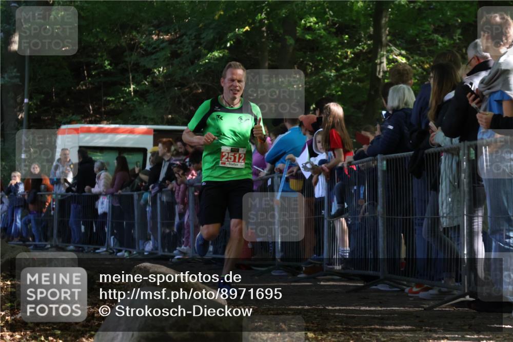28.09.2025 - 33. Volkslauf durch das schöne Alstertal Strokosch-Dieckow http://msf.ph/oto/8971695 28.09.2025 11:54:13 Ziel 2512 meine-sportfotos.de