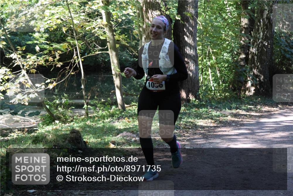 28.09.2025 - 33. Volkslauf durch das schöne Alstertal Strokosch-Dieckow http://msf.ph/oto/8971735 28.09.2025 12:20:39 Laufen 1096 meine-sportfotos.de