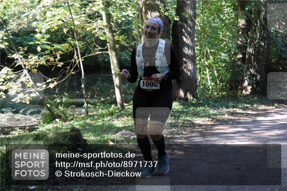28.09.2025 - 33. Volkslauf durch das schöne Alstertal Strokosch-Dieckow http://msf.ph/oto/8971737 28.09.2025 12:20:39 Laufen 1096 meine-sportfotos.de
