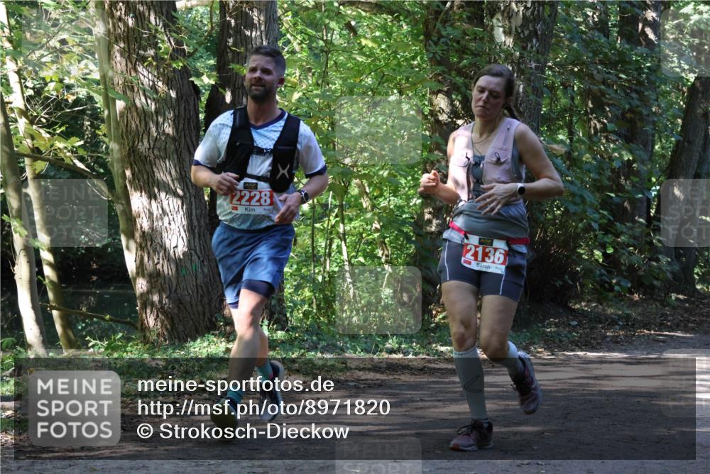 28.09.2025 - 33. Volkslauf durch das schöne Alstertal Strokosch-Dieckow http://msf.ph/oto/8971820 28.09.2025 12:22:49 Laufen 2228, 2136 meine-sportfotos.de