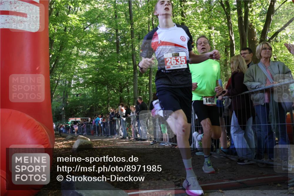 28.09.2025 - 33. Volkslauf durch das schöne Alstertal Strokosch-Dieckow http://msf.ph/oto/8971985 28.09.2025 11:54:38 Ziel 1014, 1632, 1634, 1637, 2635 meine-sportfotos.de