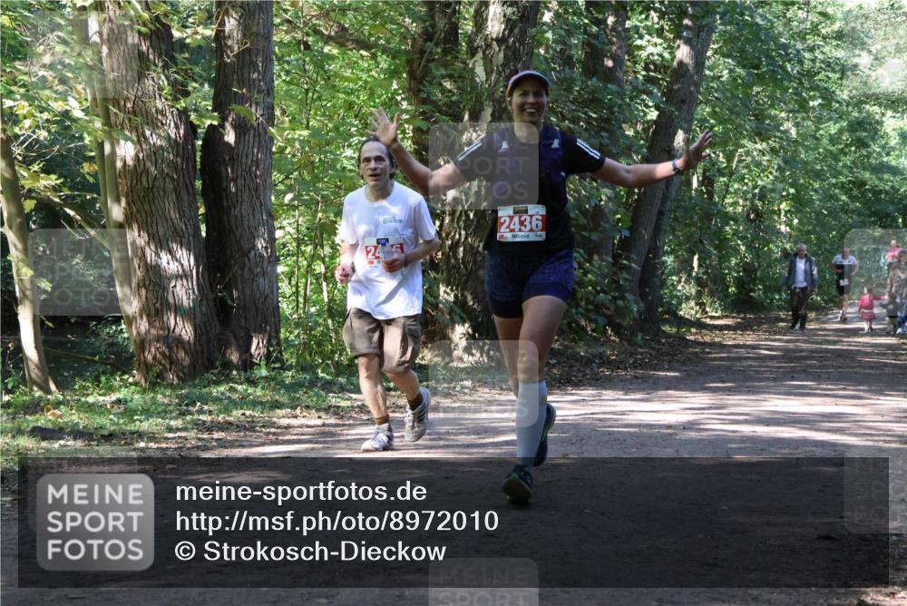 28.09.2025 - 33. Volkslauf durch das schöne Alstertal Strokosch-Dieckow http://msf.ph/oto/8972010 28.09.2025 12:27:09 Laufen 24, 2436 meine-sportfotos.de