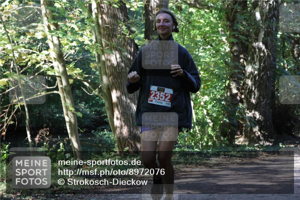 28.09.2025 - 33. Volkslauf durch das schöne Alstertal Strokosch-Dieckow http://msf.ph/oto/8972076 28.09.2025 12:29:12 Laufen 2352 meine-sportfotos.de