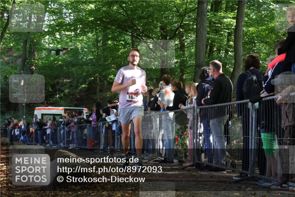 28.09.2025 - 33. Volkslauf durch das schöne Alstertal Strokosch-Dieckow http://msf.ph/oto/8972093 28.09.2025 11:54:46 Ziel 1632 meine-sportfotos.de