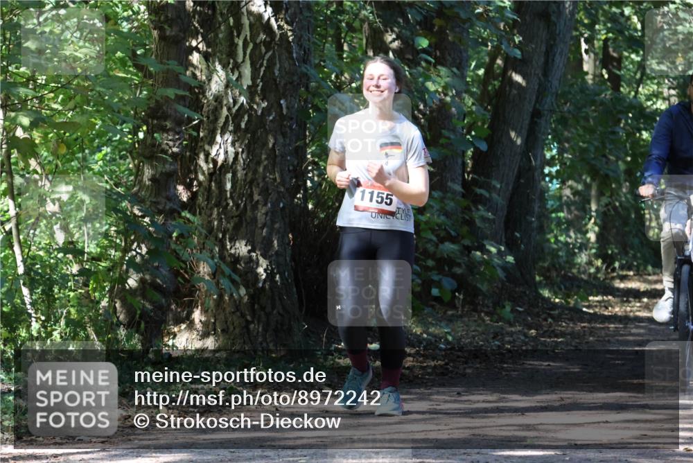 28.09.2025 - 33. Volkslauf durch das schöne Alstertal Strokosch-Dieckow http://msf.ph/oto/8972242 28.09.2025 12:32:20 Laufen 1155 meine-sportfotos.de