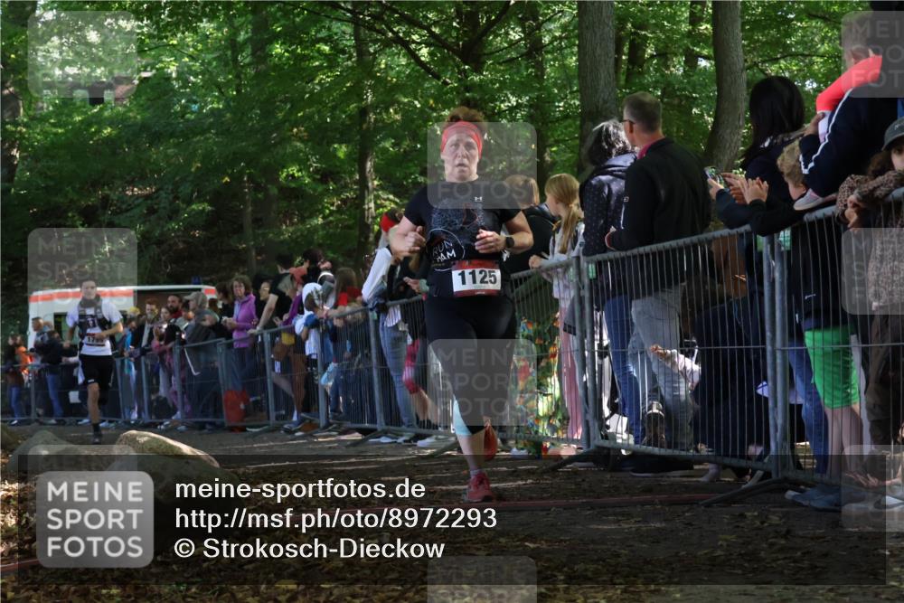 28.09.2025 - 33. Volkslauf durch das schöne Alstertal Strokosch-Dieckow http://msf.ph/oto/8972293 28.09.2025 11:55:36 Ziel 1125, 1799 meine-sportfotos.de