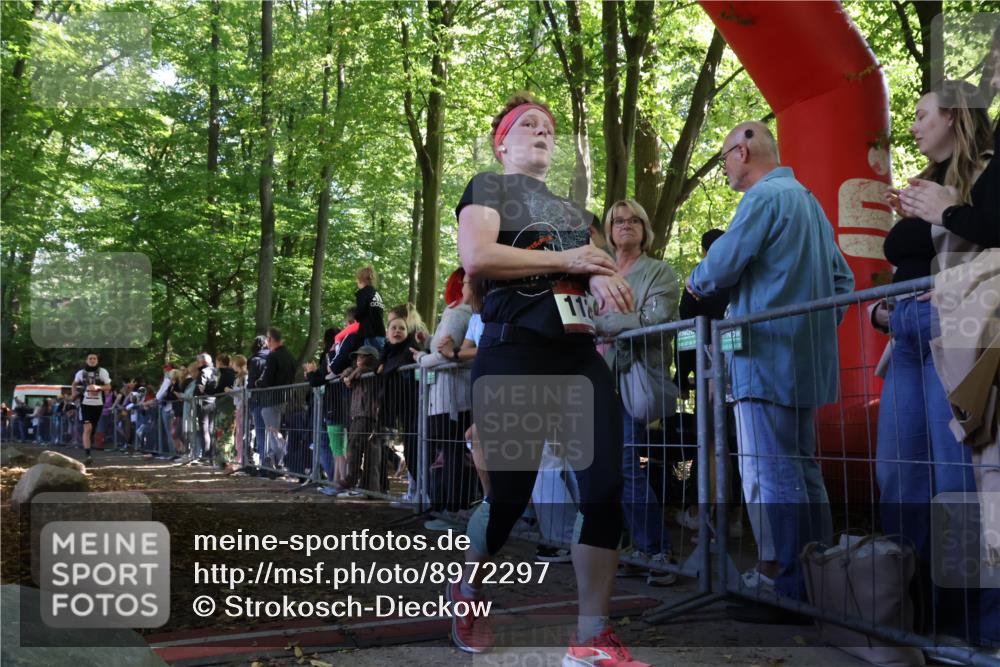 28.09.2025 - 33. Volkslauf durch das schöne Alstertal Strokosch-Dieckow http://msf.ph/oto/8972297 28.09.2025 11:55:38 Ziel 1125, 1799 meine-sportfotos.de