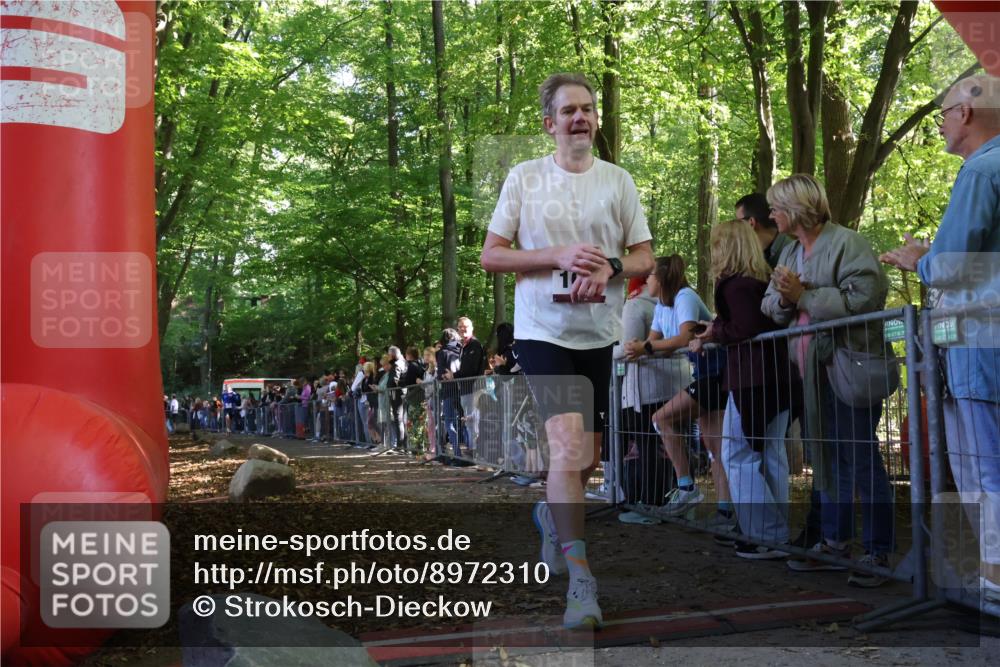 28.09.2025 - 33. Volkslauf durch das schöne Alstertal Strokosch-Dieckow http://msf.ph/oto/8972310 28.09.2025 11:55:52 Ziel 1626, 2348 meine-sportfotos.de