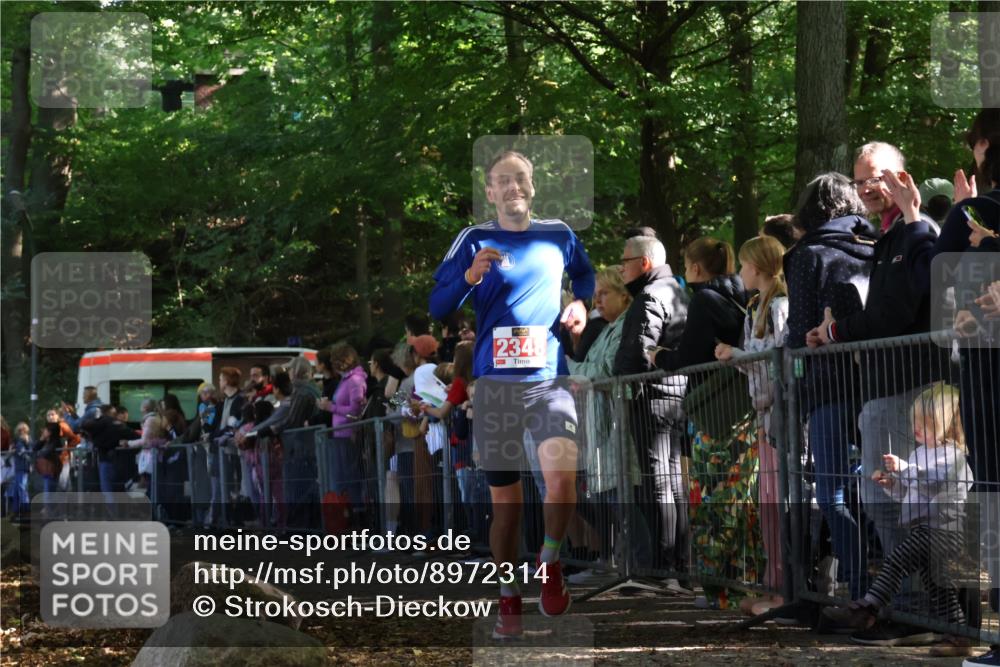 28.09.2025 - 33. Volkslauf durch das schöne Alstertal Strokosch-Dieckow http://msf.ph/oto/8972314 28.09.2025 11:55:57 Ziel 1612, 2348 meine-sportfotos.de