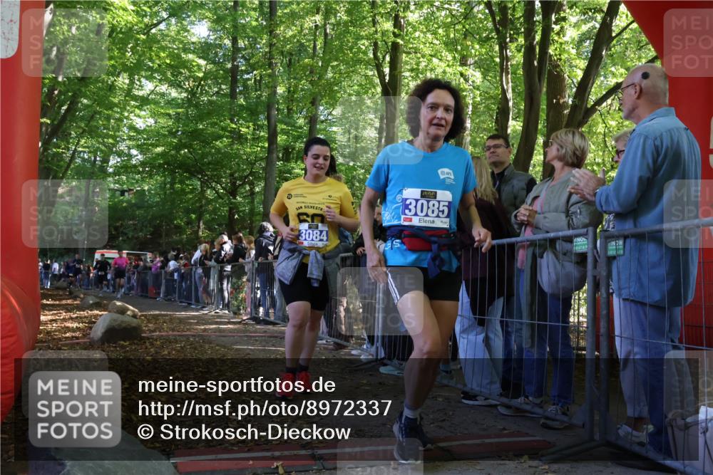 28.09.2025 - 33. Volkslauf durch das schöne Alstertal Strokosch-Dieckow http://msf.ph/oto/8972337 28.09.2025 11:56:18 Ziel 1653, 1770, 2475 meine-sportfotos.de