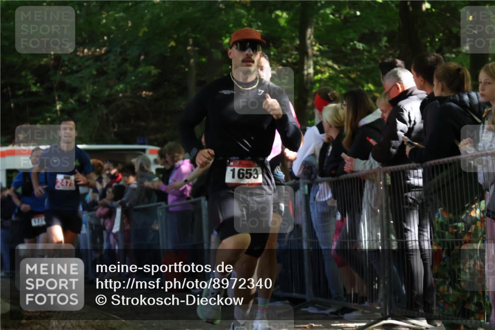28.09.2025 - 33. Volkslauf durch das schöne Alstertal Strokosch-Dieckow http://msf.ph/oto/8972340 28.09.2025 11:56:21 Ziel 1653, 1665, 1770, 2475 meine-sportfotos.de
