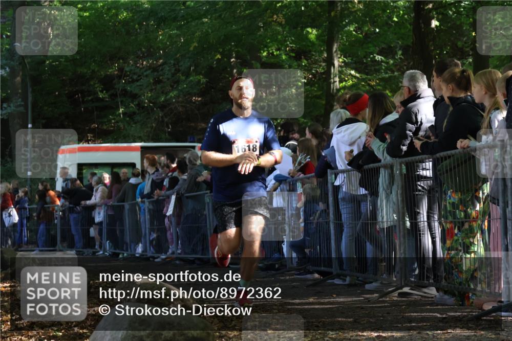 28.09.2025 - 33. Volkslauf durch das schöne Alstertal Strokosch-Dieckow http://msf.ph/oto/8972362 28.09.2025 11:56:44 Ziel 1618 meine-sportfotos.de