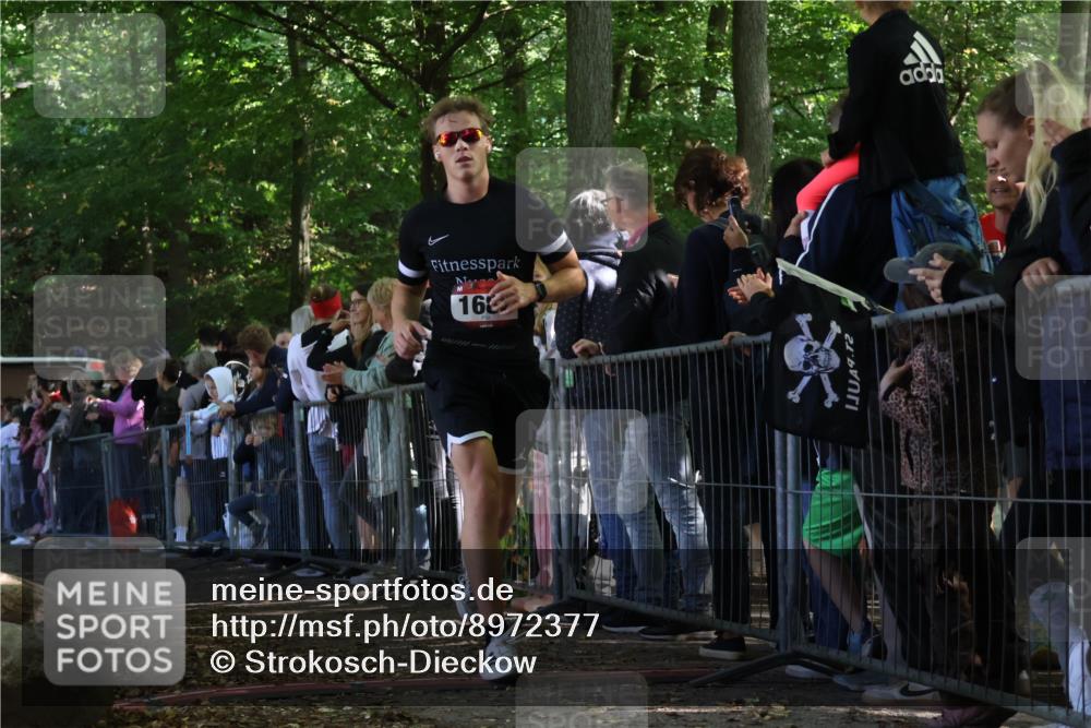 28.09.2025 - 33. Volkslauf durch das schöne Alstertal Strokosch-Dieckow http://msf.ph/oto/8972377 28.09.2025 11:57:03 Ziel 1682 meine-sportfotos.de