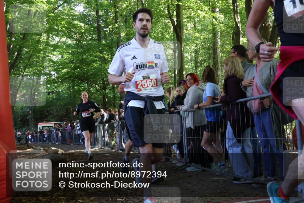 28.09.2025 - 33. Volkslauf durch das schöne Alstertal Strokosch-Dieckow http://msf.ph/oto/8972394 28.09.2025 11:57:28 Ziel 1018, 1019, 2358, 2560 meine-sportfotos.de