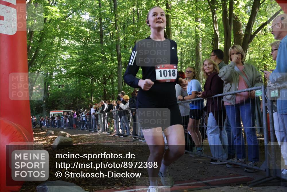 28.09.2025 - 33. Volkslauf durch das schöne Alstertal Strokosch-Dieckow http://msf.ph/oto/8972398 28.09.2025 11:57:30 Ziel 1018 meine-sportfotos.de