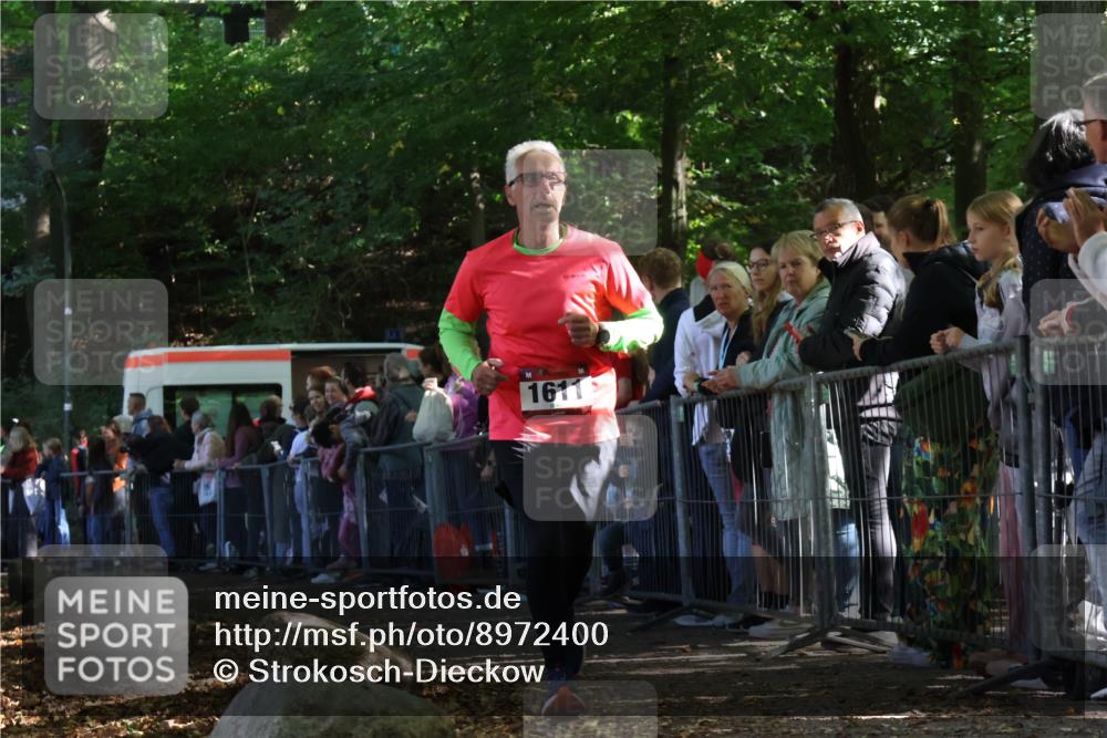 28.09.2025 - 33. Volkslauf durch das schöne Alstertal Strokosch-Dieckow http://msf.ph/oto/8972400 28.09.2025 11:57:39 Ziel 1611 meine-sportfotos.de
