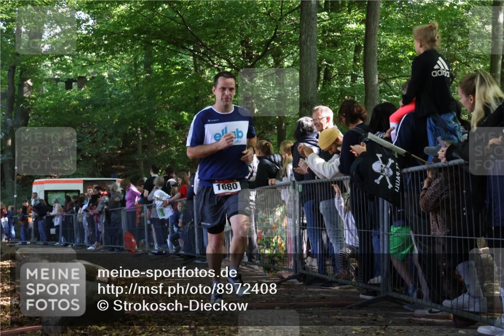 28.09.2025 - 33. Volkslauf durch das schöne Alstertal Strokosch-Dieckow http://msf.ph/oto/8972408 28.09.2025 11:57:51 Ziel 1680 meine-sportfotos.de