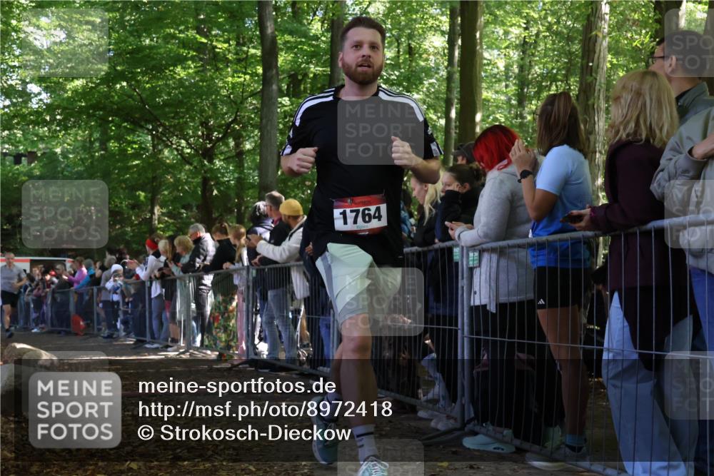 28.09.2025 - 33. Volkslauf durch das schöne Alstertal Strokosch-Dieckow http://msf.ph/oto/8972418 28.09.2025 11:58:02 Ziel 1764 meine-sportfotos.de