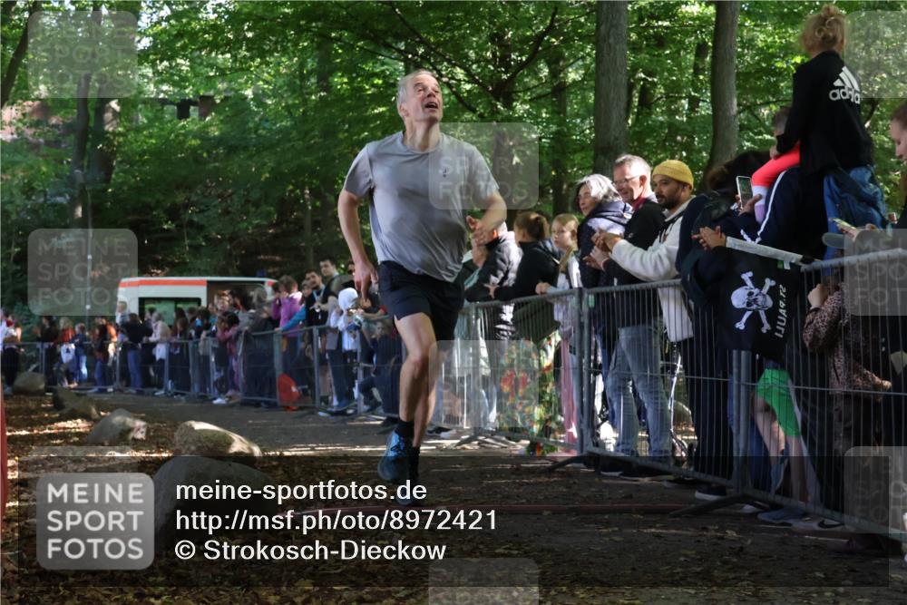 28.09.2025 - 33. Volkslauf durch das schöne Alstertal Strokosch-Dieckow http://msf.ph/oto/8972421 28.09.2025 11:58:05 Ziel  meine-sportfotos.de