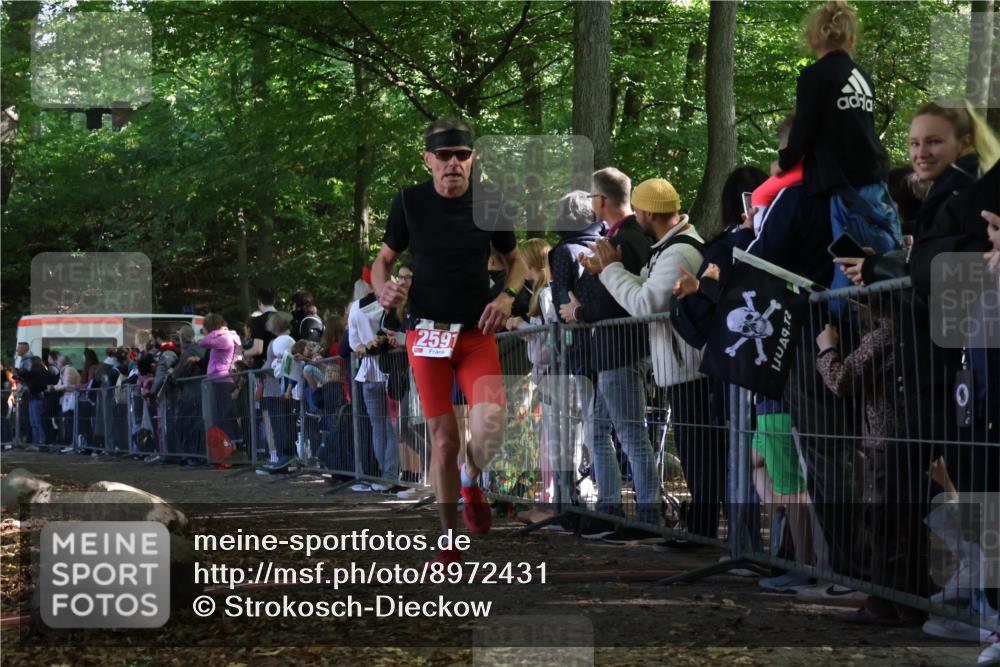 28.09.2025 - 33. Volkslauf durch das schöne Alstertal Strokosch-Dieckow http://msf.ph/oto/8972431 28.09.2025 11:58:14 Ziel 2591 meine-sportfotos.de