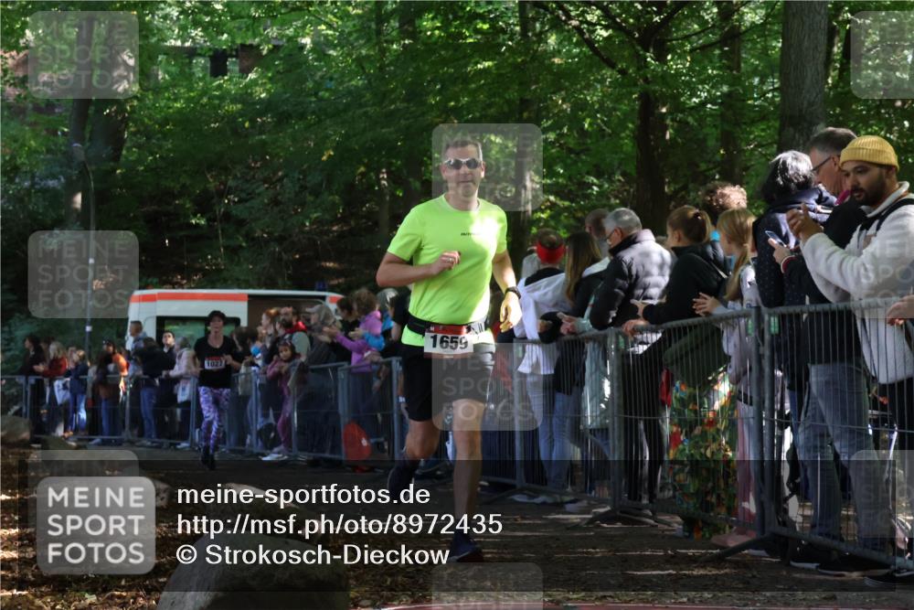 28.09.2025 - 33. Volkslauf durch das schöne Alstertal Strokosch-Dieckow http://msf.ph/oto/8972435 28.09.2025 11:58:26 Ziel 1027, 1659 meine-sportfotos.de