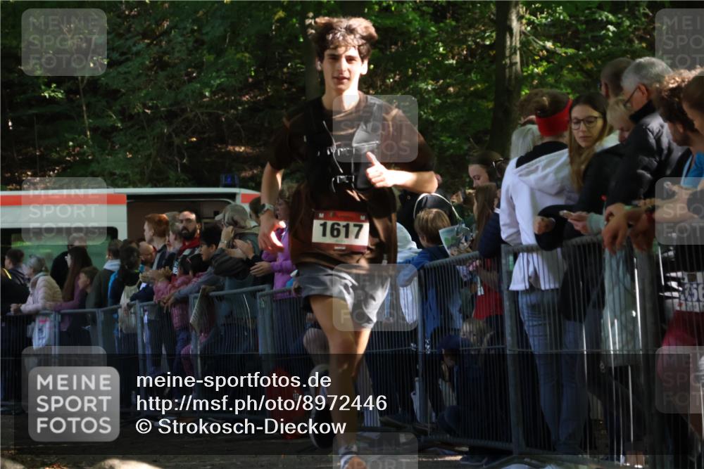 28.09.2025 - 33. Volkslauf durch das schöne Alstertal Strokosch-Dieckow http://msf.ph/oto/8972446 28.09.2025 11:58:34 Ziel 1617 meine-sportfotos.de