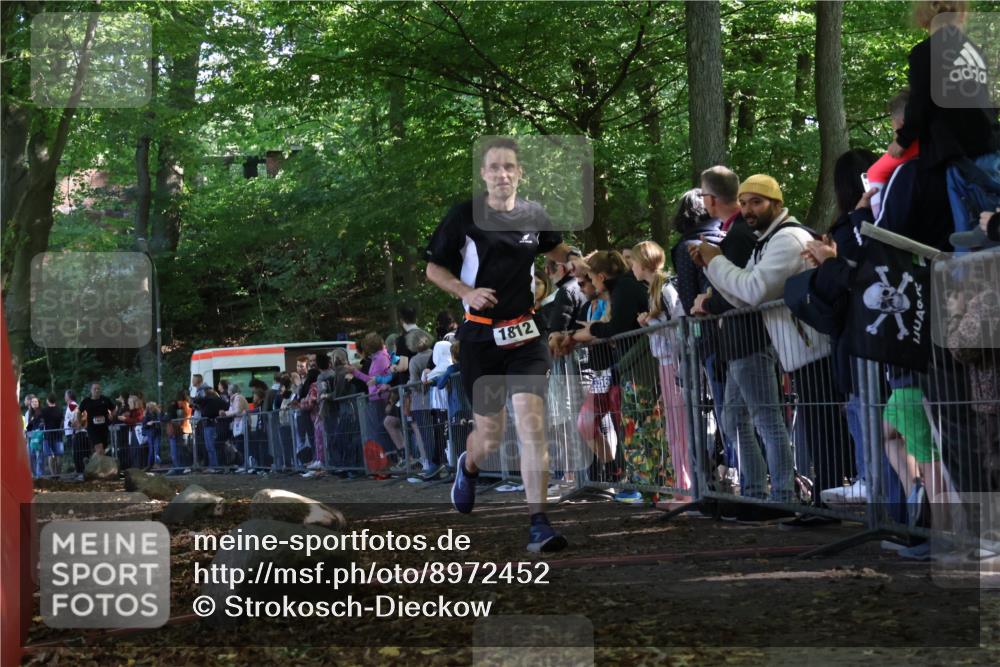 28.09.2025 - 33. Volkslauf durch das schöne Alstertal Strokosch-Dieckow http://msf.ph/oto/8972452 28.09.2025 11:58:43 Ziel 1623, 1812 meine-sportfotos.de