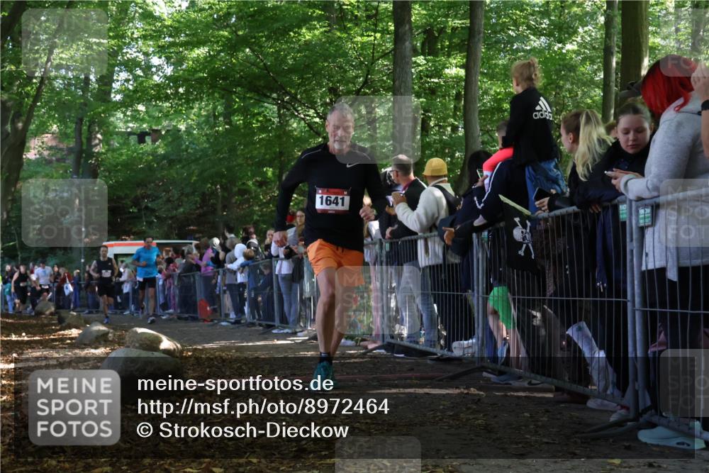 28.09.2025 - 33. Volkslauf durch das schöne Alstertal Strokosch-Dieckow http://msf.ph/oto/8972464 28.09.2025 11:58:59 Ziel 1022, 1641, 1708, 2460, 2636 meine-sportfotos.de