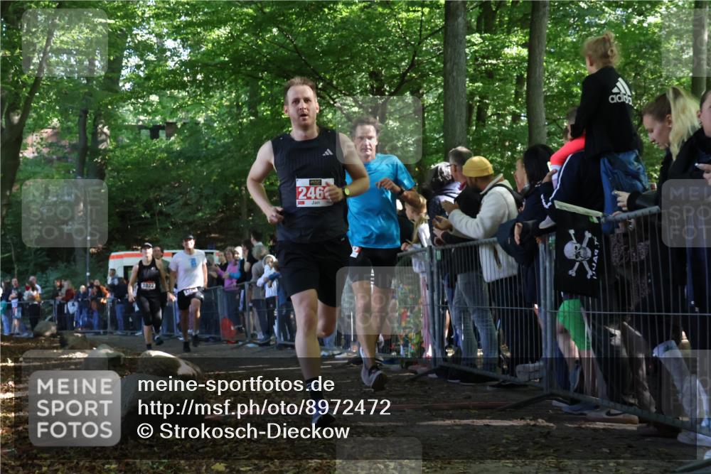 28.09.2025 - 33. Volkslauf durch das schöne Alstertal Strokosch-Dieckow http://msf.ph/oto/8972472 28.09.2025 11:59:04 Ziel 1022, 1670, 1708, 2460, 2636 meine-sportfotos.de