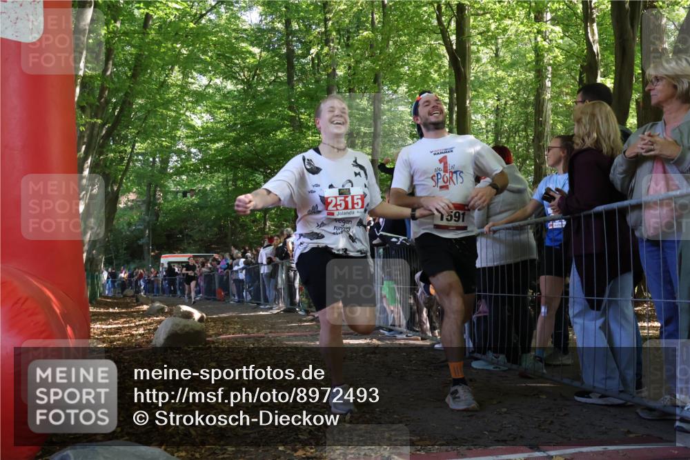 28.09.2025 - 33. Volkslauf durch das schöne Alstertal Strokosch-Dieckow http://msf.ph/oto/8972493 28.09.2025 11:59:20 Ziel 1024, 1591, 2515 meine-sportfotos.de